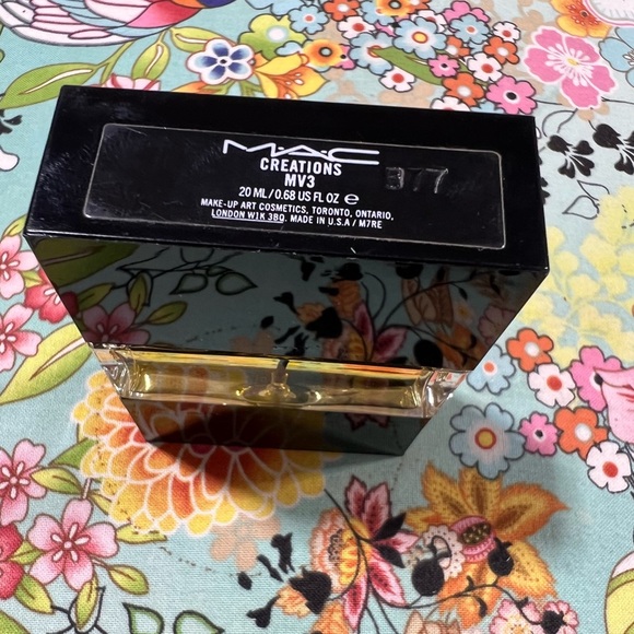 MAC Creations MV3 Perfume Bottle 20ml. 0.68oz - Picture 5 of 9